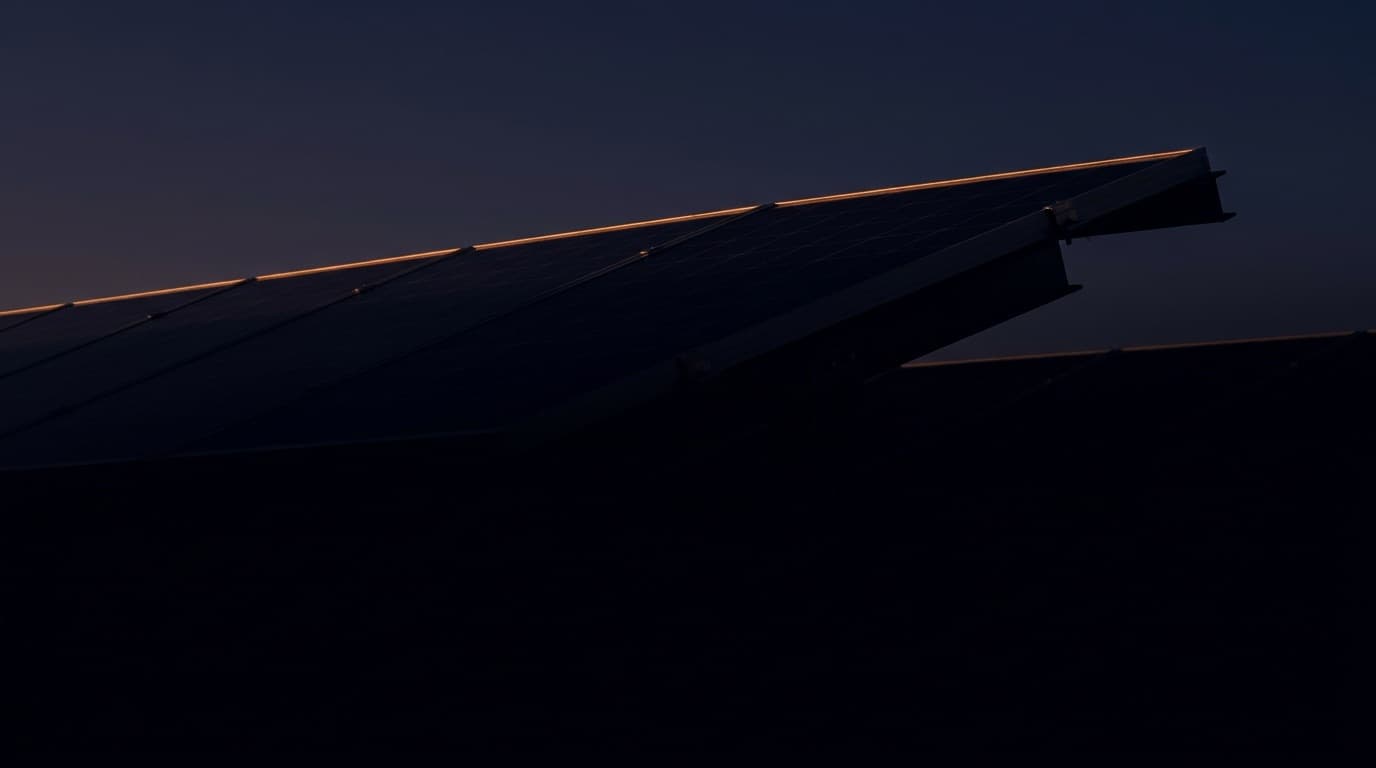 Sunset photo, Stark rooftop PV
